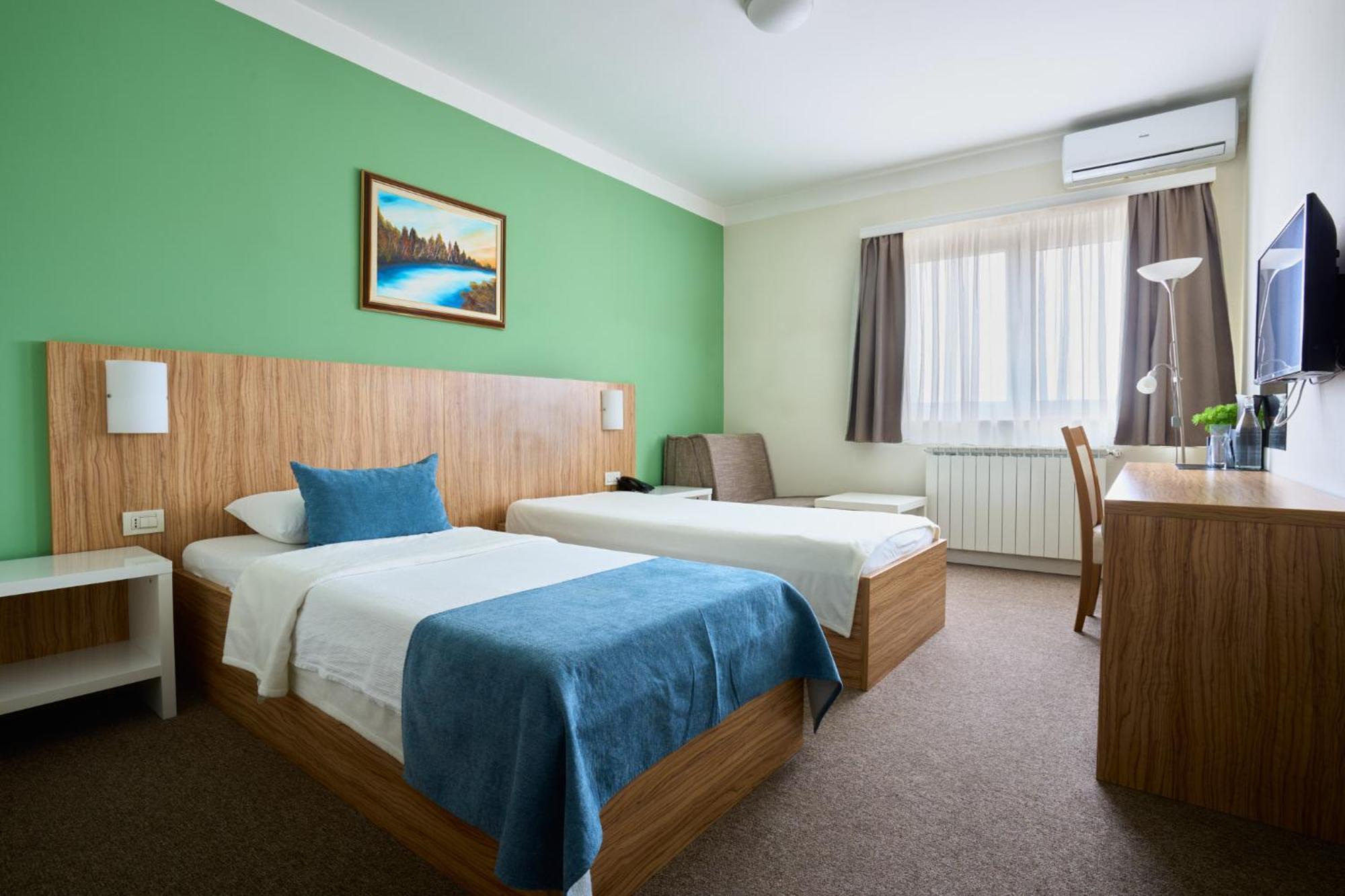 Hotel Phoenix Velika Gorica Cameră foto